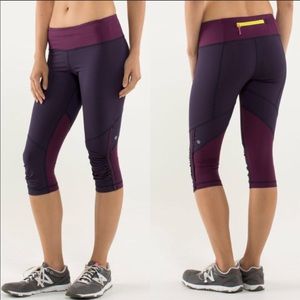 Lululemon: Run for your life crop